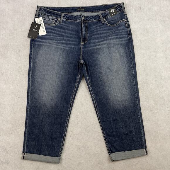 Silver Jeans Elyse Curvy Fit Mid‑Rise Capri 22W/23L Indigo NWT - Picture 4 of 15